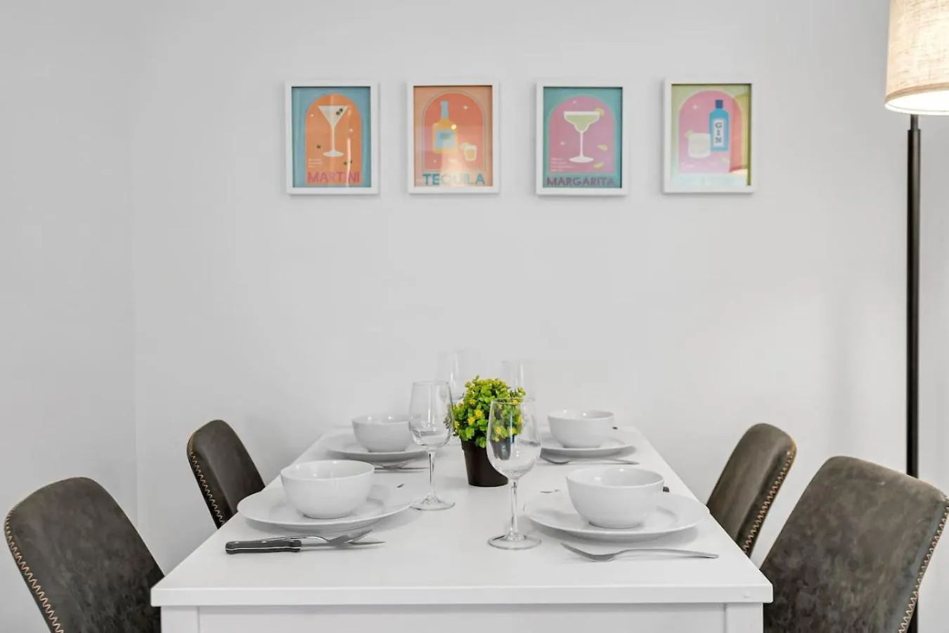 Cozy Condo Near Restaurant Ttc 0*, Toronto Kanada